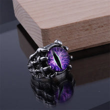 Load image into Gallery viewer, ring on display