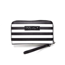 Load image into Gallery viewer, back of wallet on display