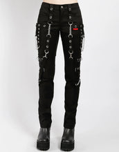 Load image into Gallery viewer, model showing front of pants