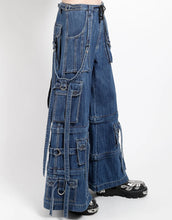 Load image into Gallery viewer, model showing side of pants