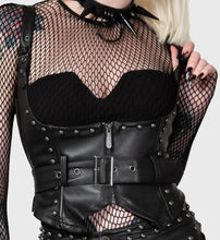 Load image into Gallery viewer, model showing front of top