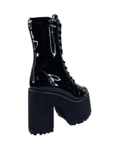 Load image into Gallery viewer, back of boot on display