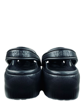 Load image into Gallery viewer, back of shoe on display