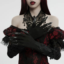 Load image into Gallery viewer, model wearing gloves