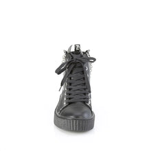 Load image into Gallery viewer, front of shoe on display