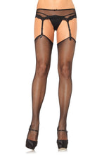 Load image into Gallery viewer, model wearing pantyhose