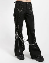 Load image into Gallery viewer, model showing side  of pants