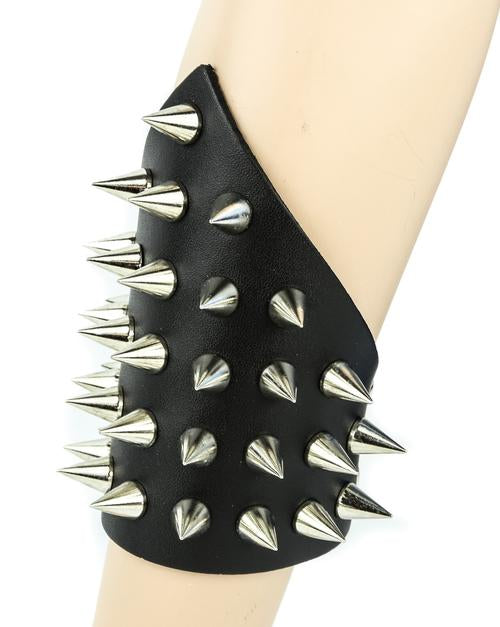 Triangle Shaped Gauntlet w/ Silver Spikes – Hot Rock Hollywood