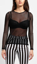 Load image into Gallery viewer, model showing front of top