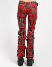 Load image into Gallery viewer, model showing back of pants
