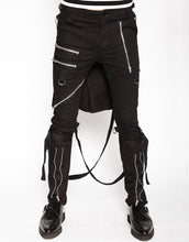 Load image into Gallery viewer, model showing front of pants