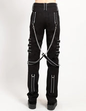 Load image into Gallery viewer, model showing back of pants