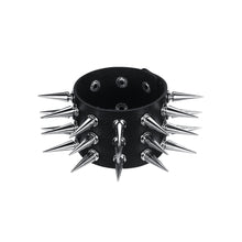 Load image into Gallery viewer, bracelet on display