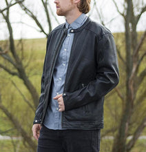 Load image into Gallery viewer, model showing side of jacket