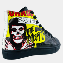 Load image into Gallery viewer, side of shoe
