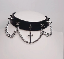 Load image into Gallery viewer, front of collar on mannequin