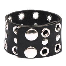 Load image into Gallery viewer, bracelet on display