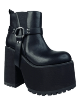 Load image into Gallery viewer, side of boot on display