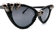 Load image into Gallery viewer, side of sunglasses