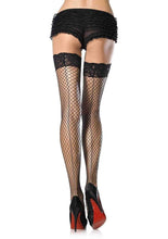 Load image into Gallery viewer, model wearing pantyhose