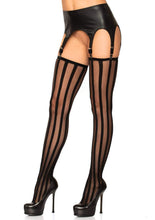 Load image into Gallery viewer, model wearing pantyhose