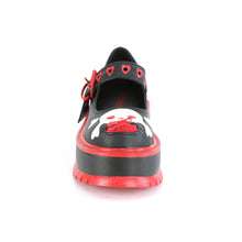 Load image into Gallery viewer, front of shoe on display