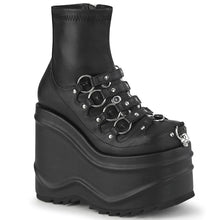Load image into Gallery viewer, side of shoe on display