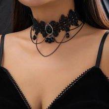 Load image into Gallery viewer, model wearing necklace

