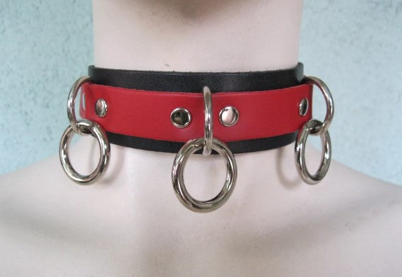 model showing front of choker