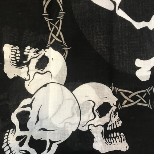 Black bandana with skull and barbed wire print.