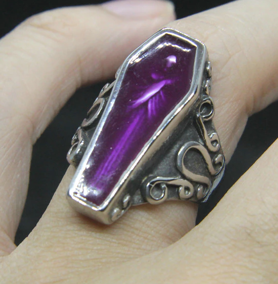 ring on model